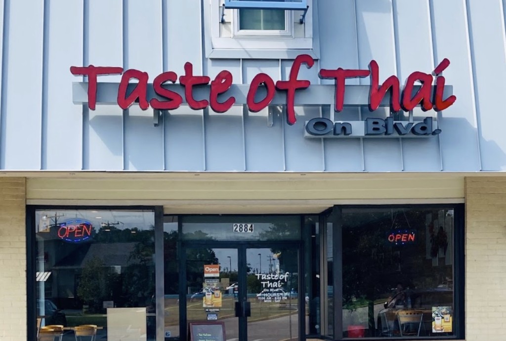 Taste of Thai on Blvd exterior