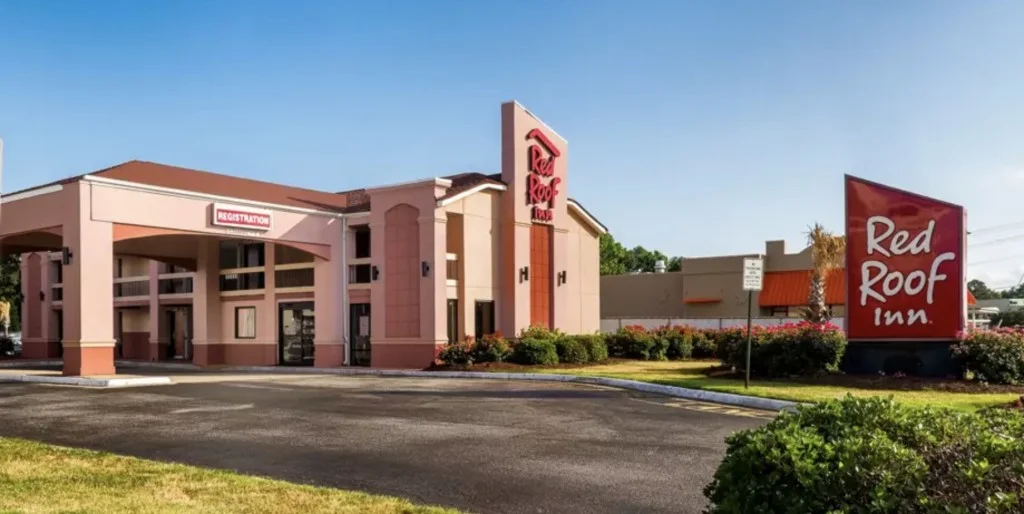 Red Roof Inn exterior