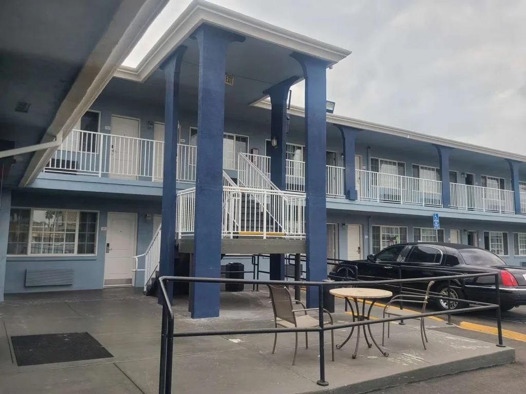 Best Western Orange Plaza