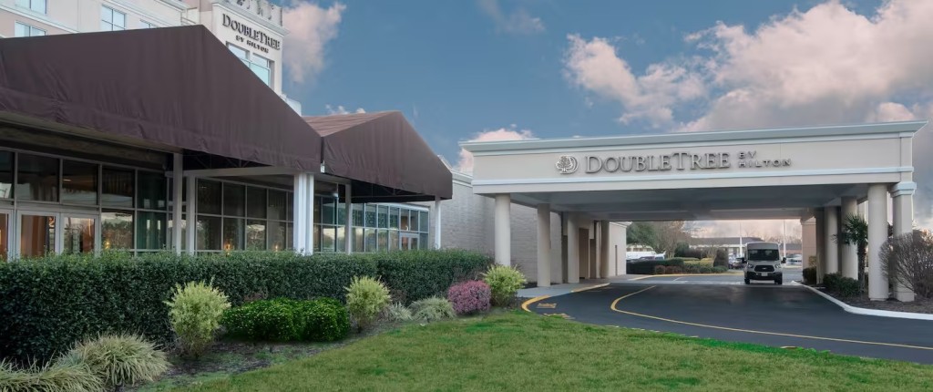 DoubleTree by Hilton Norfolk Airport