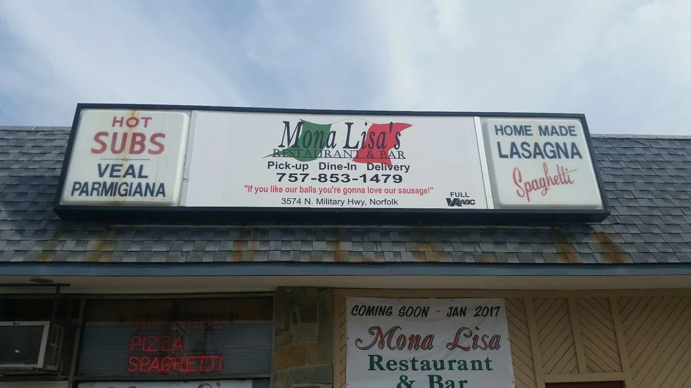 Mona Lisa's Restaurant Bar exterior