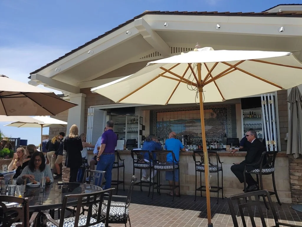Mosaic Bar and Grille at the Montage Resort