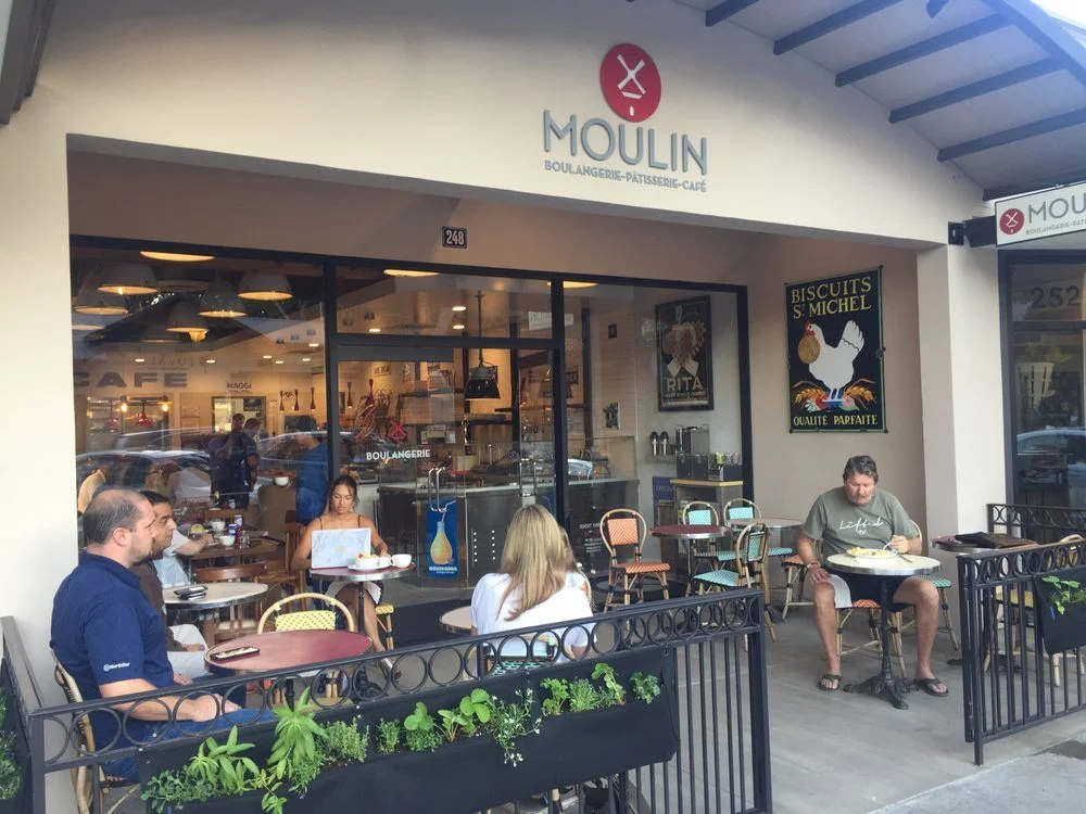 Moulin Laguna Beach exterior