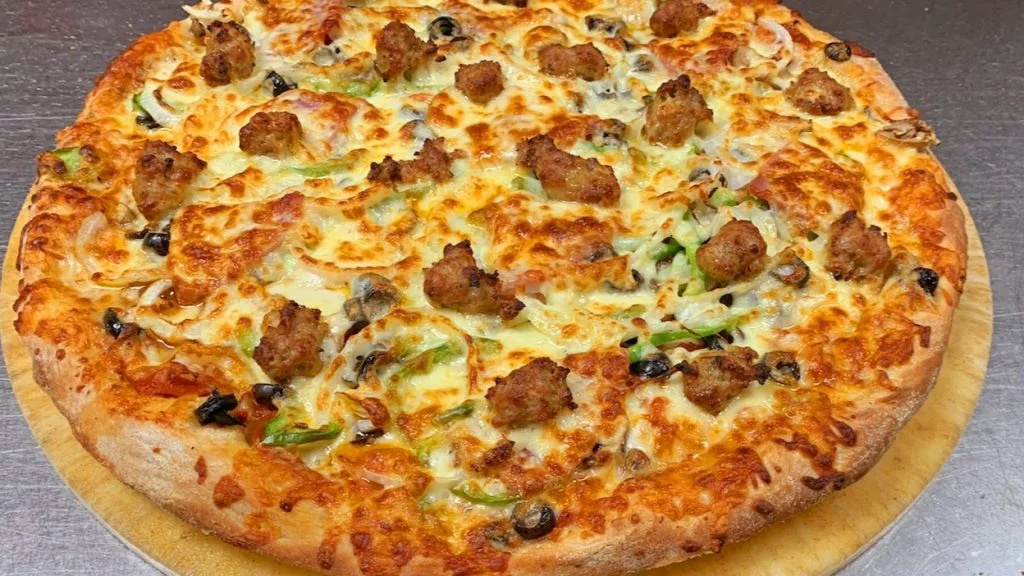 Azalea Inn & Time Out Sports Bar