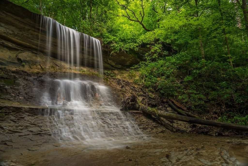 Kokiwanee Falls