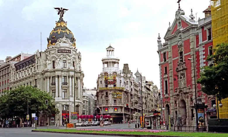 madrid beautiful buildings and road