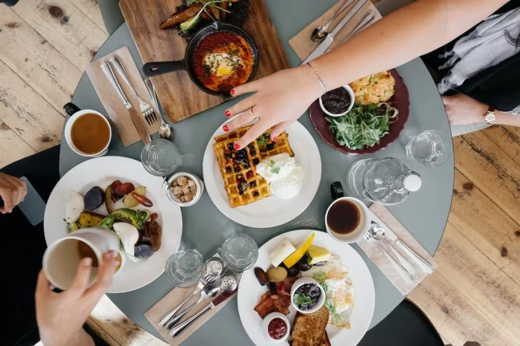 breakfast at The Bongo Room