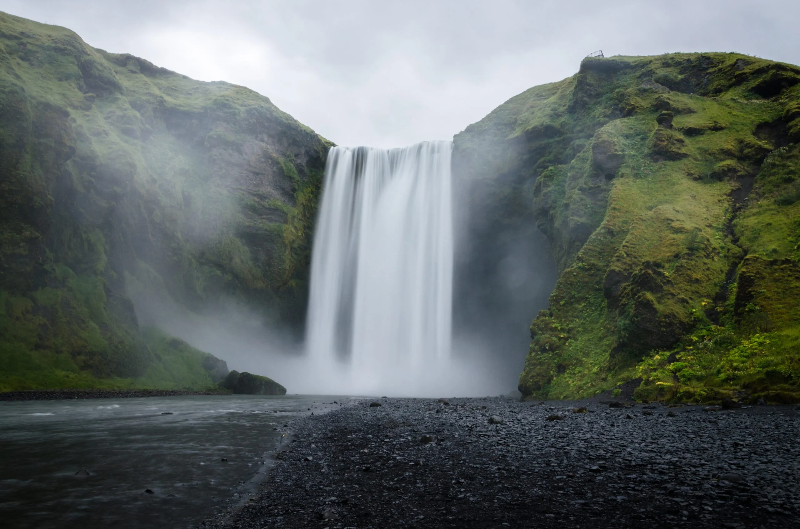 waterfall greenry