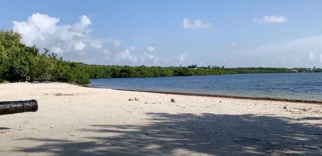 Far Beach KL FL
