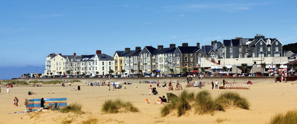 Barmouth Beach