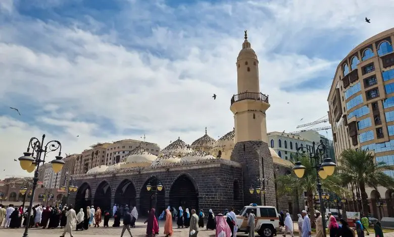 Ghamamah Mosque in Madinah, Saudi Arabia, founded in early 8th century (1)