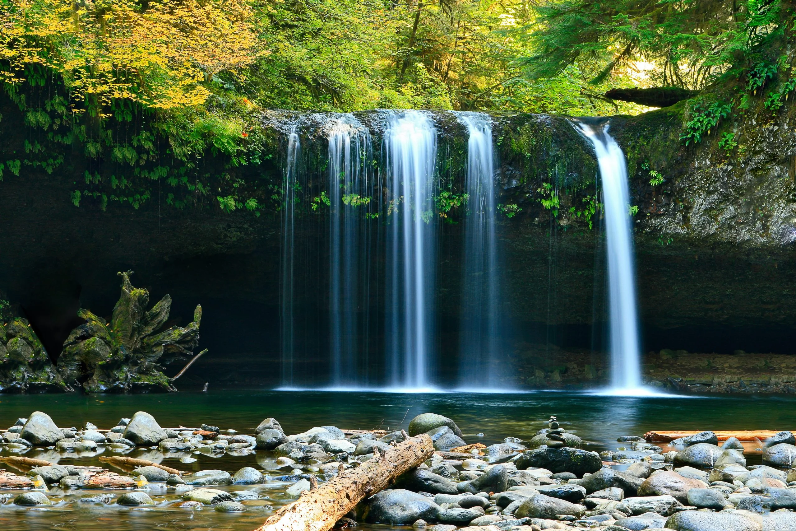 waterfall peaceful no people