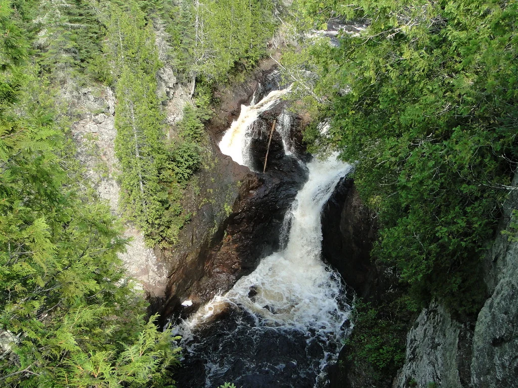 Devil’s Kettle Waterfalls