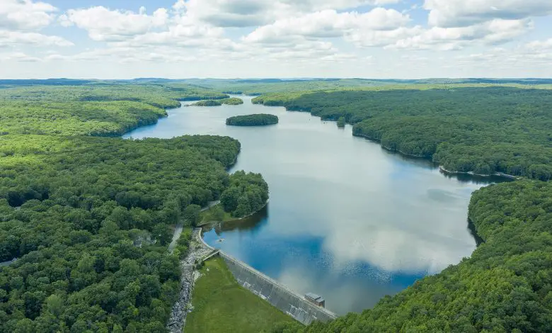 Aerial photo of the Saugatuck Reservoir