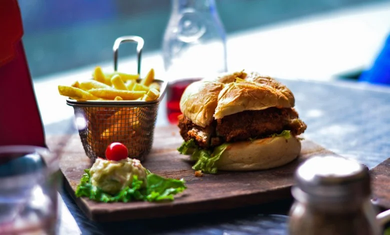 7 Burger Spots in Dubai That Will Leave You Speechless