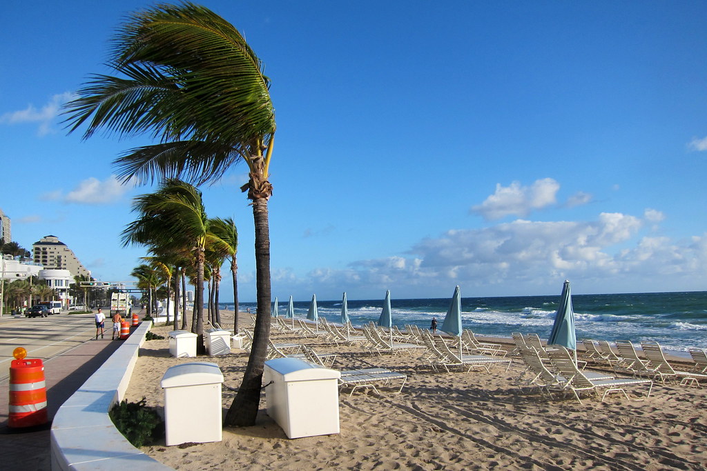 FORT LAUDERDALE BEACH