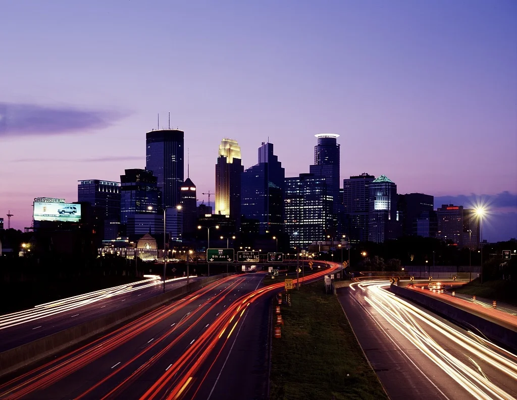 skyline at dusk minneapolis