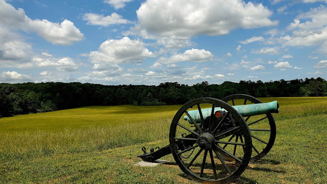 Beautiful green field in Chickamauga and Chattanooga National Military Park