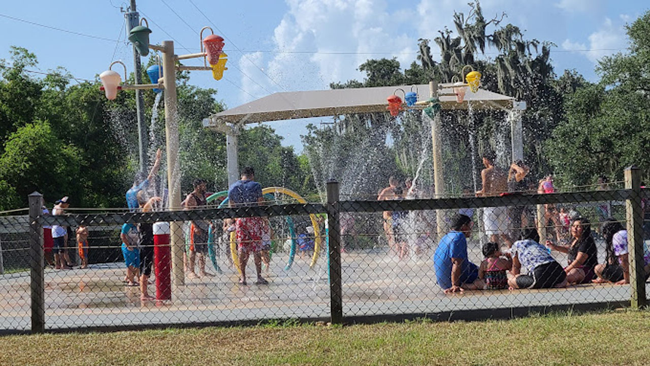 People enjoying in Fontainebleau State Park