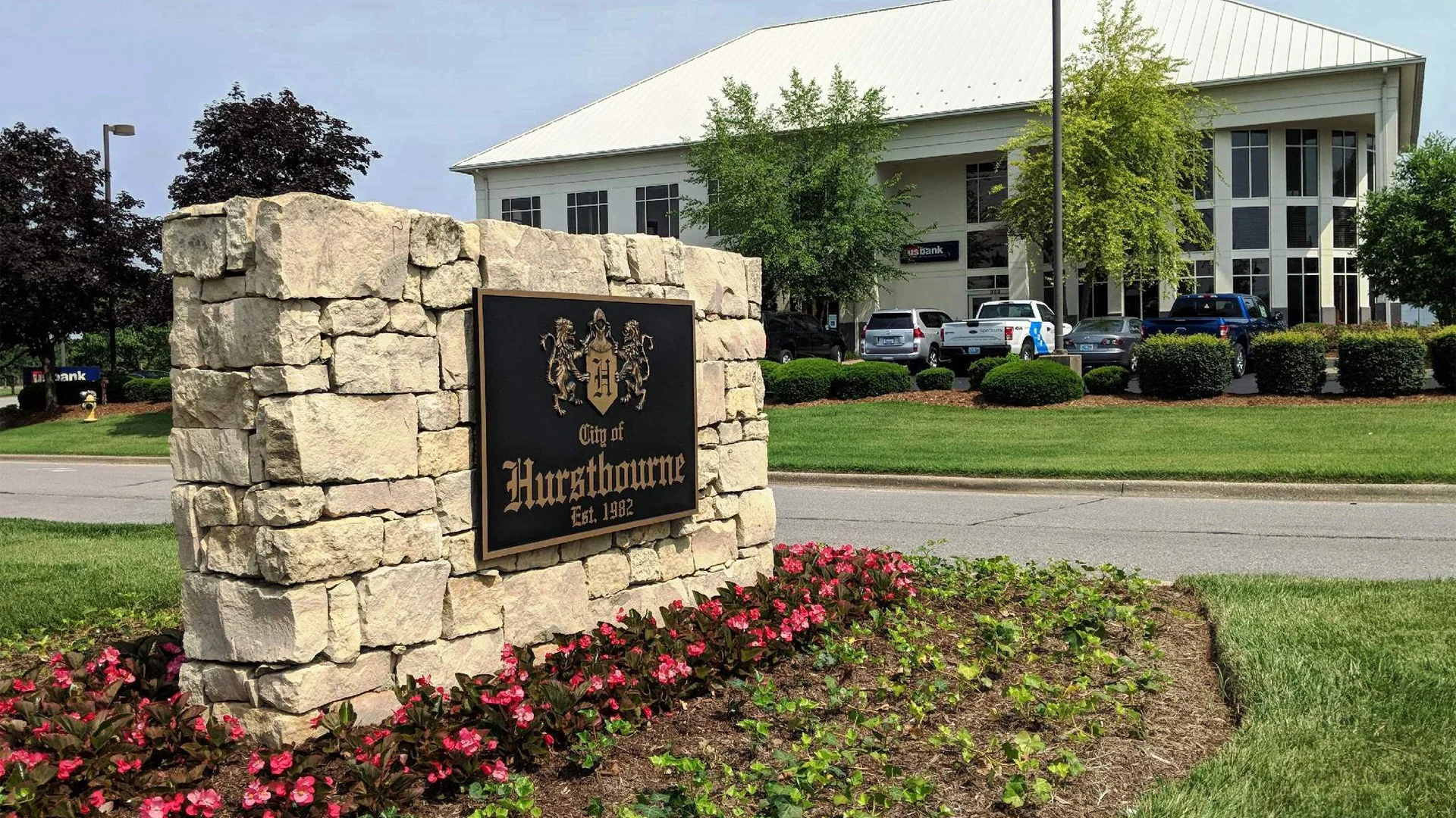 City of Hurstbourne signage