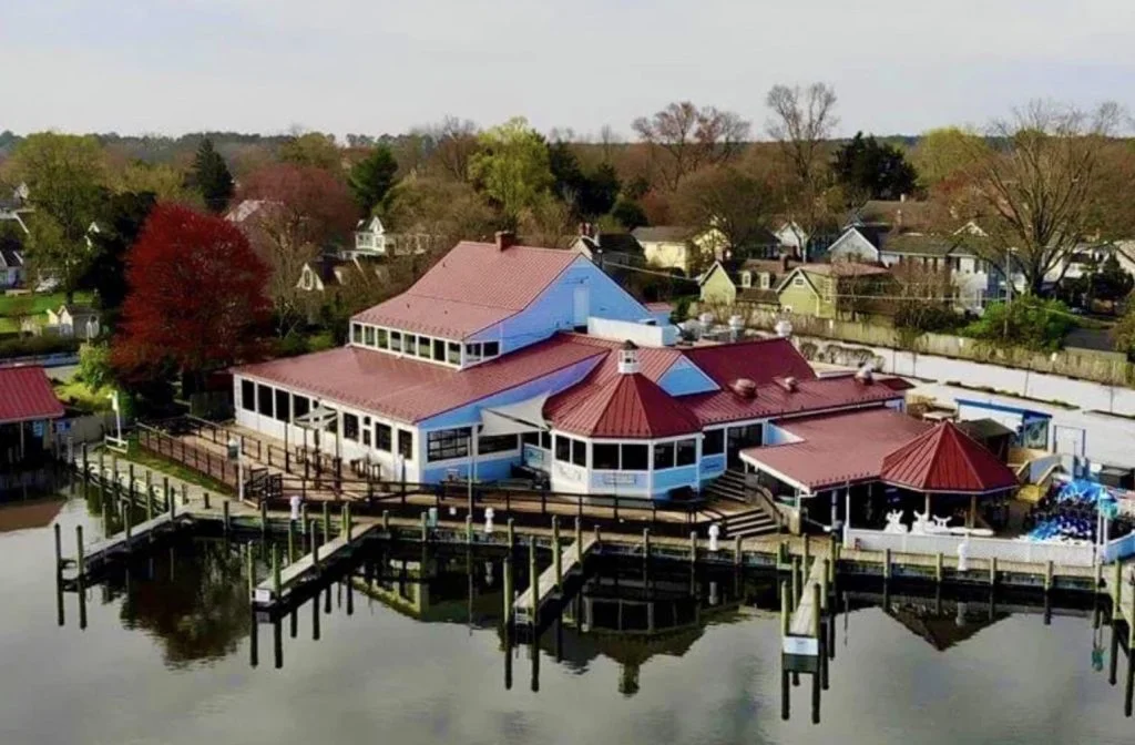 Foxy's Harbor Grille