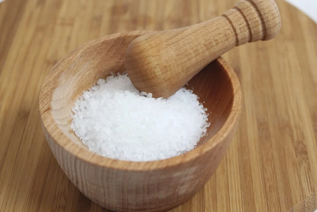Free sea salt in pestle and mortar image, public domain CC0 photo.