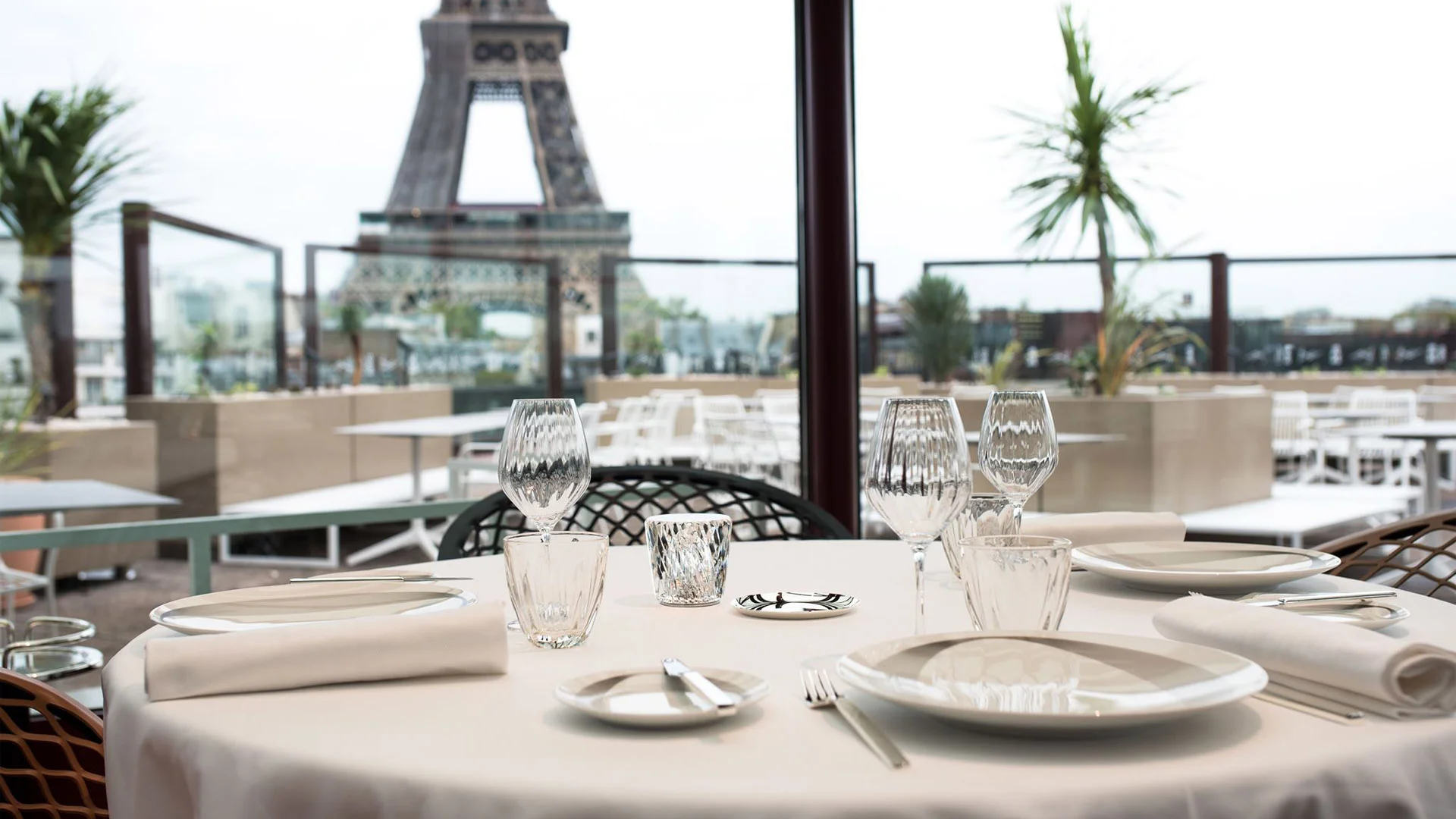 Amazing restaurant with view of Eiffel Tower, Paris