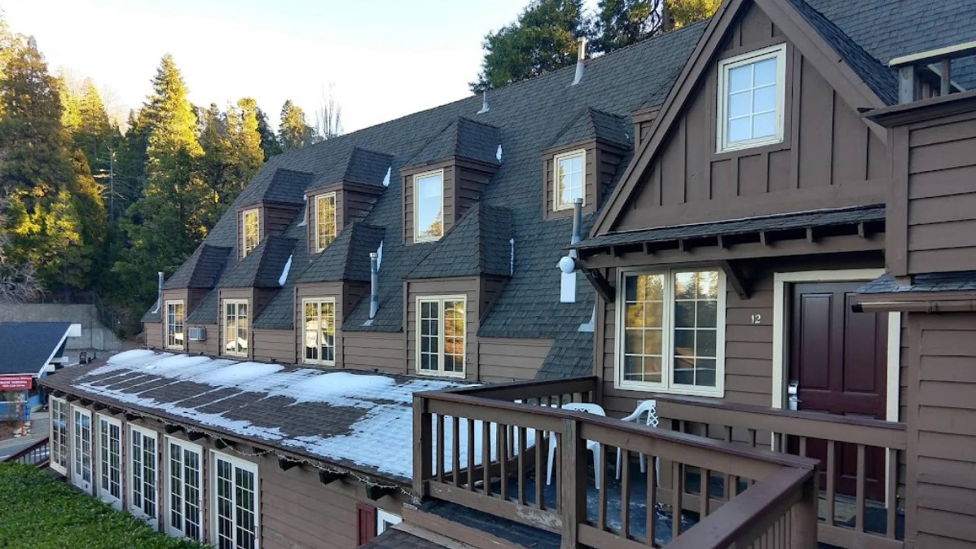 Saddleback Inn