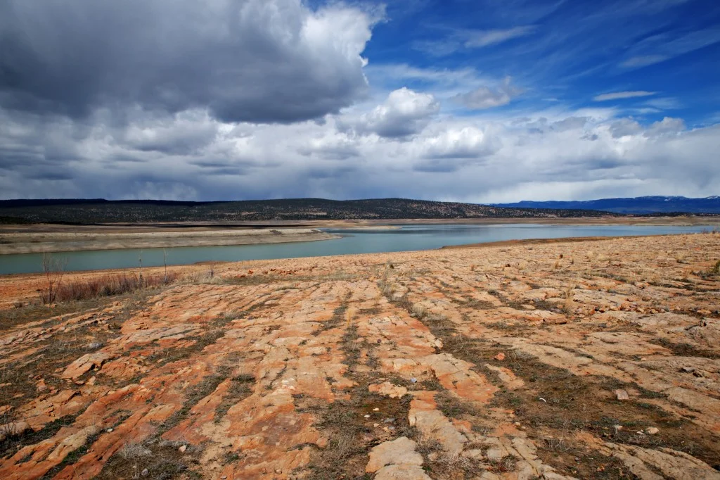 File:Heron Lake Clouds and Sky.jpg - Wikimedia Commons