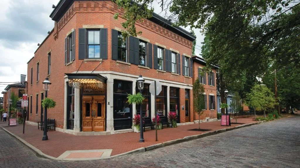 Lindey's Restaurant & Bar