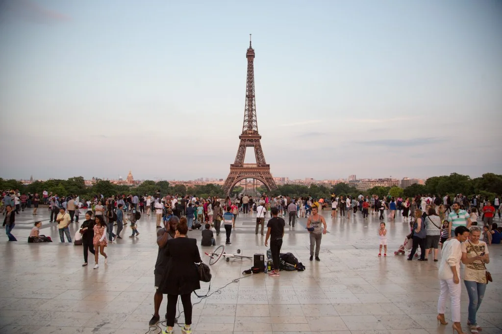 Paris Eiffel Tower Crowded