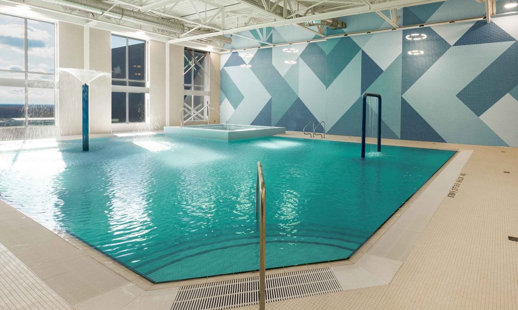 Pool at Hilton Niagara Falls/Fallsview Hotel & Suites