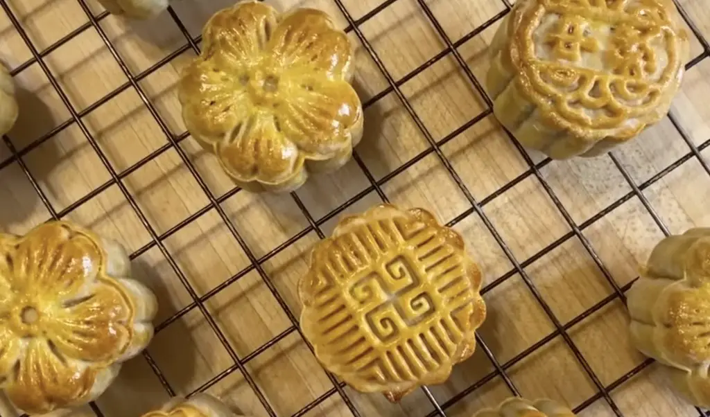 Ham and Five Kernel Mooncakes